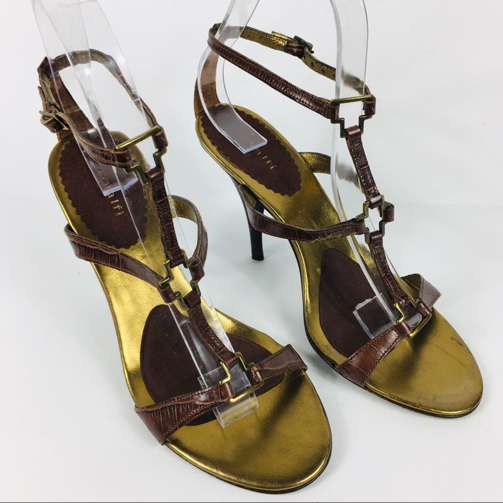 Amalfi ankle strap heel sandals size 7B